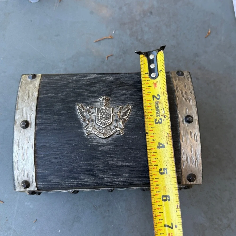 Vintage Gothic Jewelry Box Medieval Castle‎ Trinket Treasure Chest Made in Japan